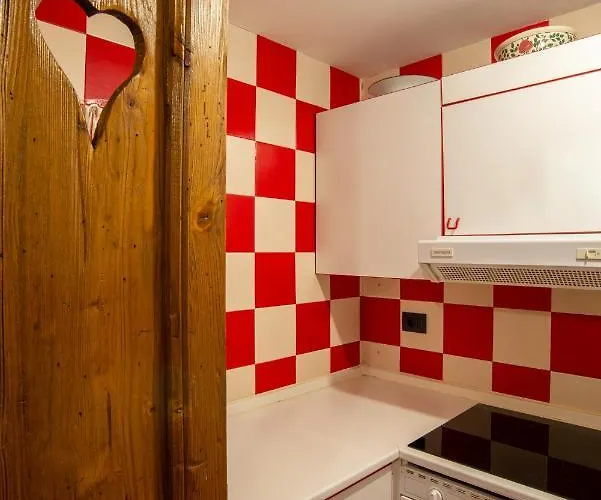 Апартаменти Maison 21 Cervinia Cir N 0468 *